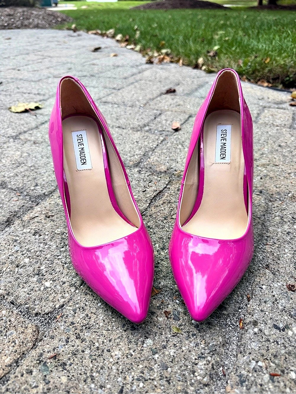 Steve Madden Hot Pink Patent Leather Pointed Toe Heels Pumps Women’s Size 9